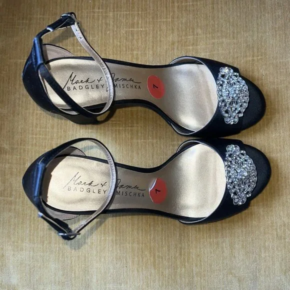 BADGLEY MISCHKA Mark and James Black Satin Block Heel JEWELED Ankle Strap 7 - Picture 3 of 10